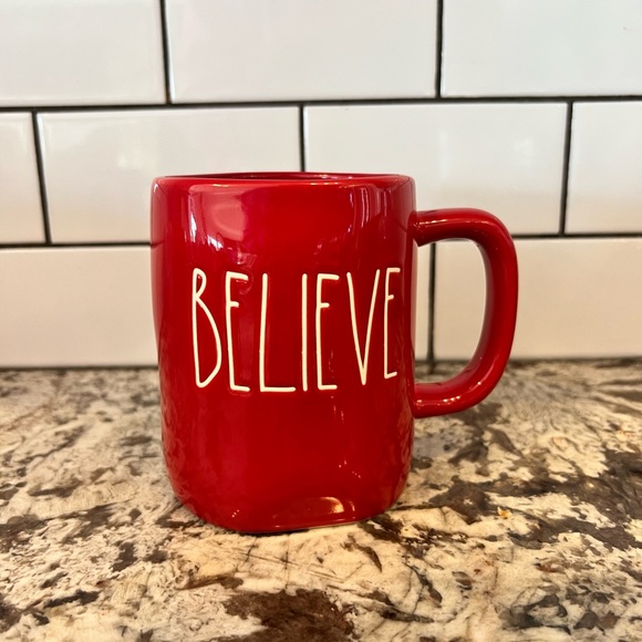 Rae Dunn Mug - Picture 1 of 1